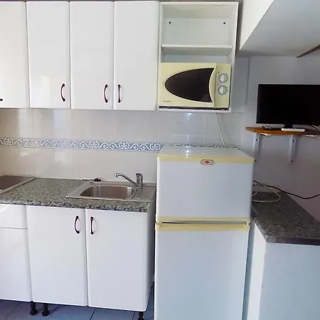 Apartsalou San Jordi アパート ラ・ピネーダ